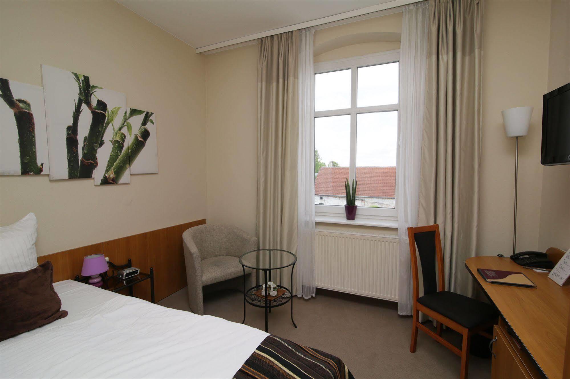 Gut Hotel Stadt Beelitz Kültér fotó